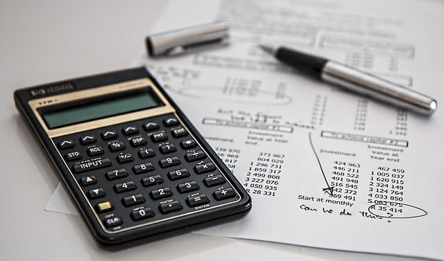 Comment évaluer les coûts cachés de votre budget maîtrisé